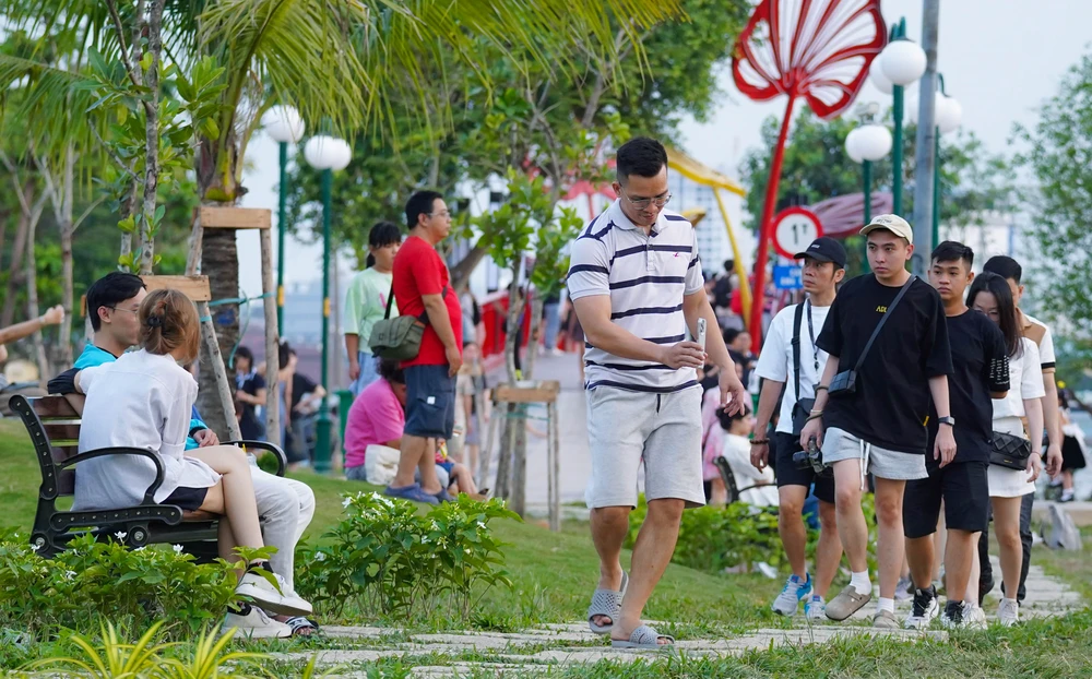 cong vien bo song 10.jpg