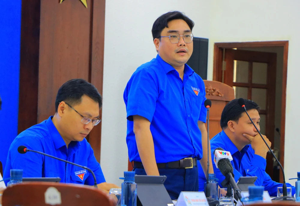 lễ hội thanh niên