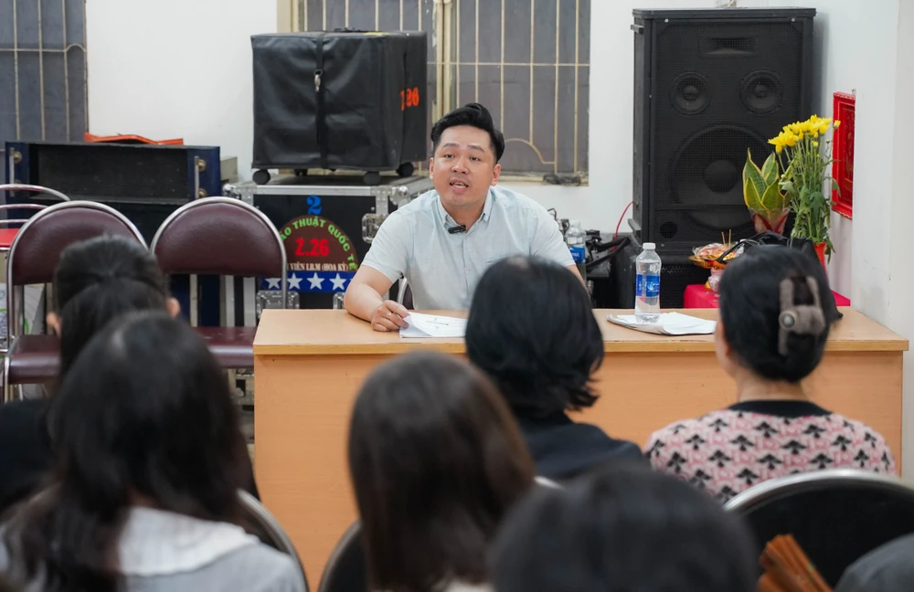 dien-xuat-mien-phi (10).jpg