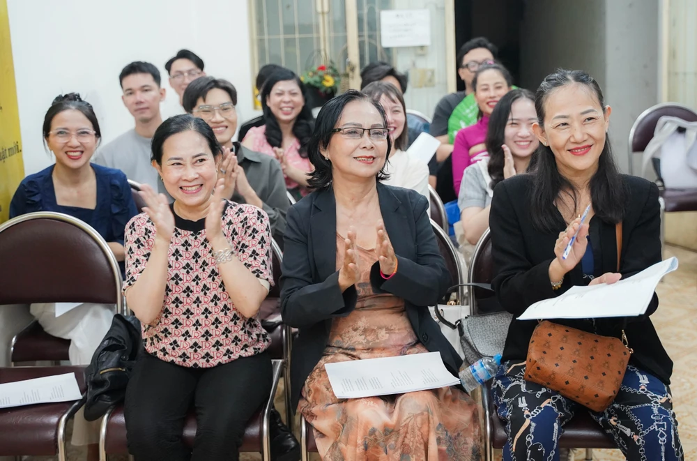 dien-xuat-mien-phi (8).jpg