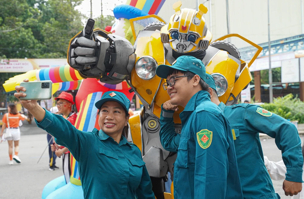 di-bo-dong-hanh-chat-doc-da-cam (4).jpg