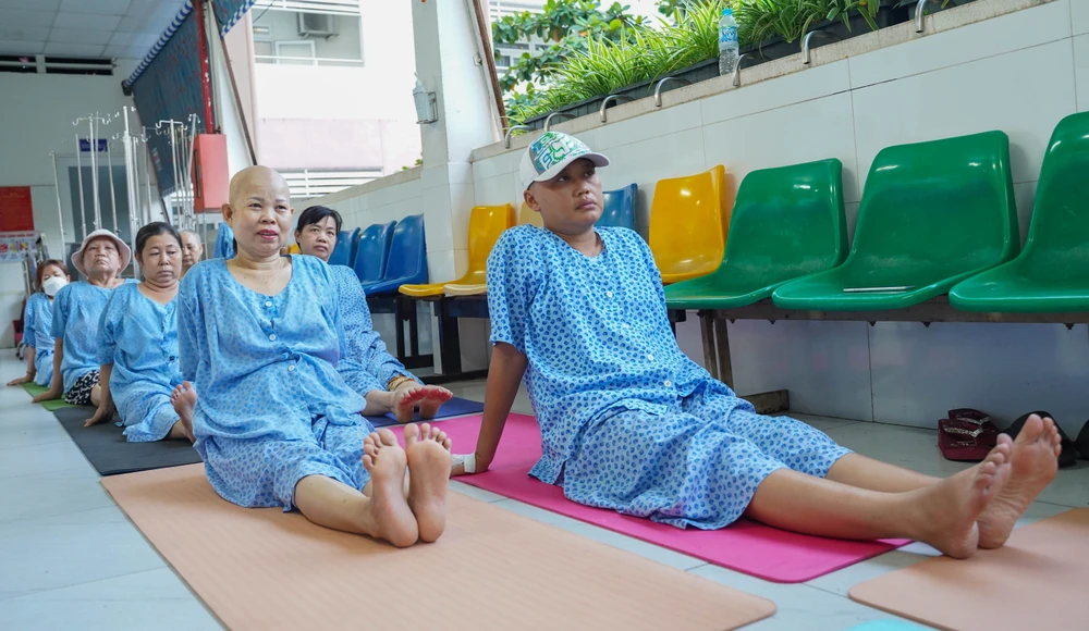 lop-yoga-dac-biet (10).jpg