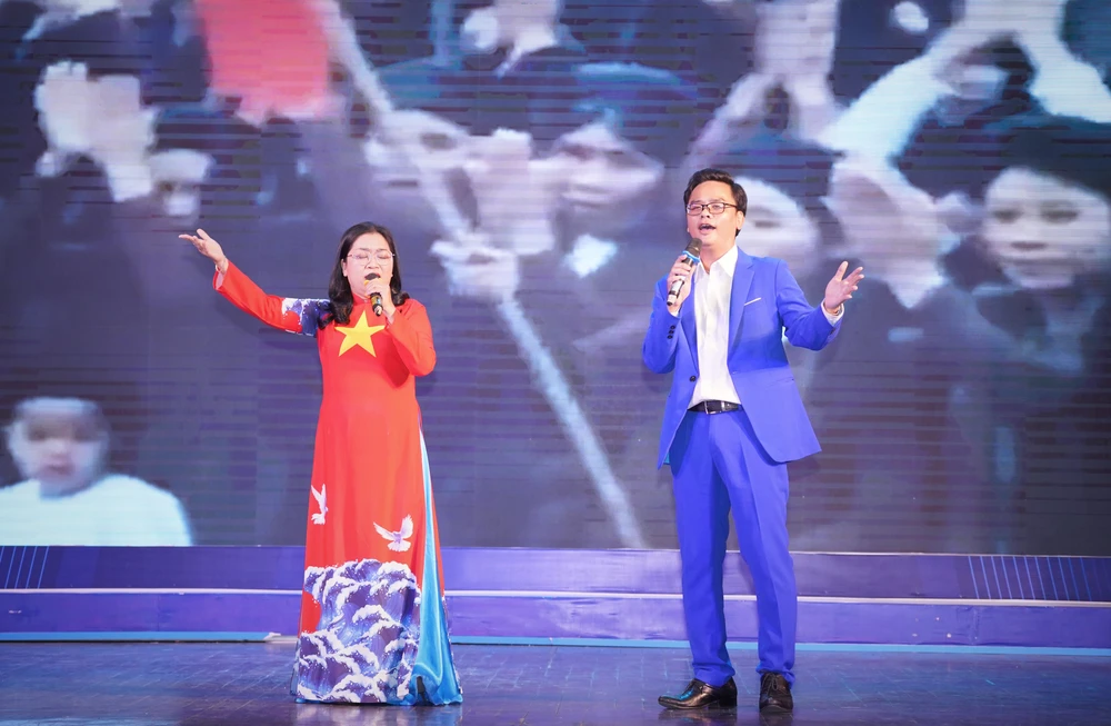 giai-dieu-tu-hao (6).jpg