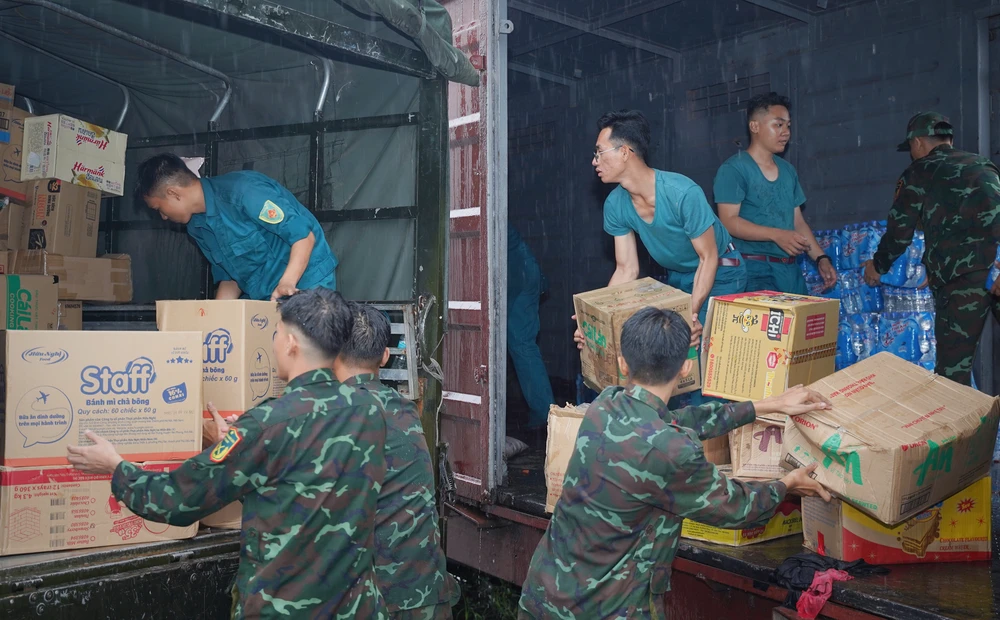 hang-cuu-tro (10).jpg