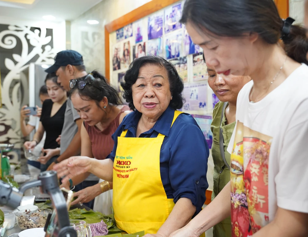 lop-day-lam-banh-mien-phi (14).jpg