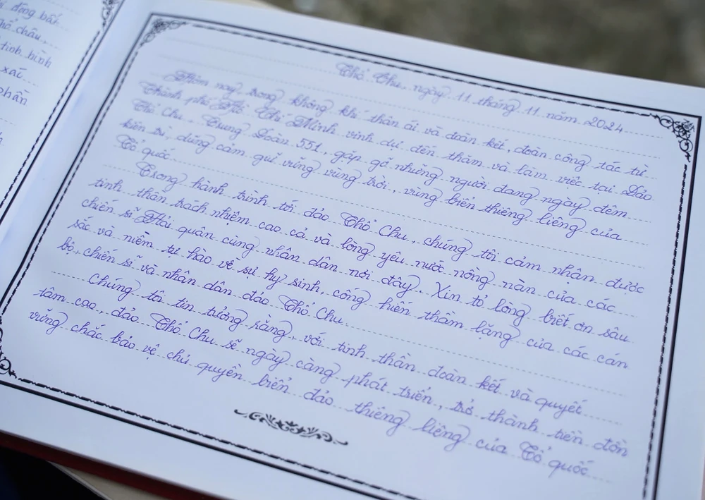 TP.HCM gửi gắm tình cảm đến chiến sĩ, nhân nhân biển đảo Tây Nam