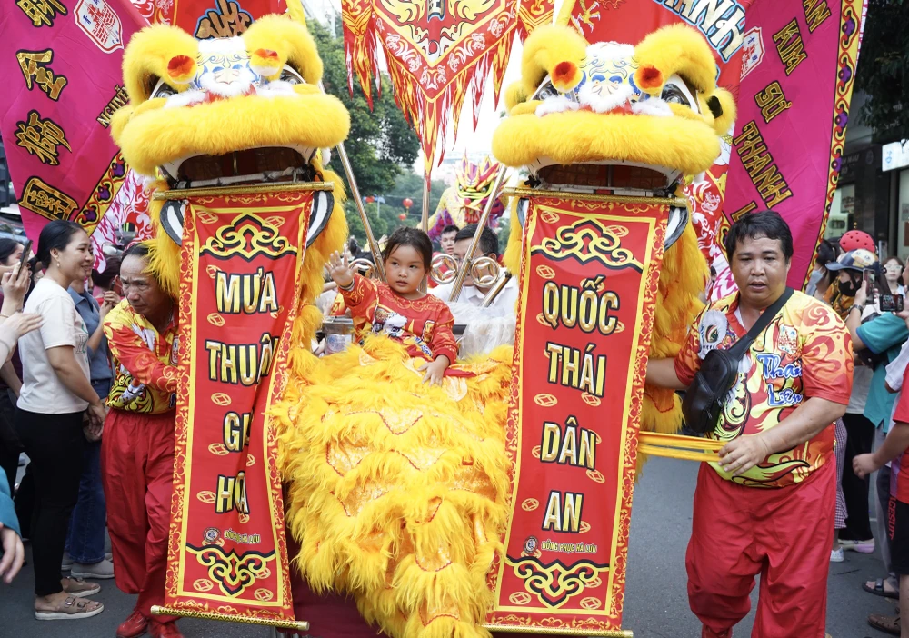 TP.HCM: Khoảng 1.500 diễn viên tham gia Lễ diễu hành Tết Nguyên Tiêu