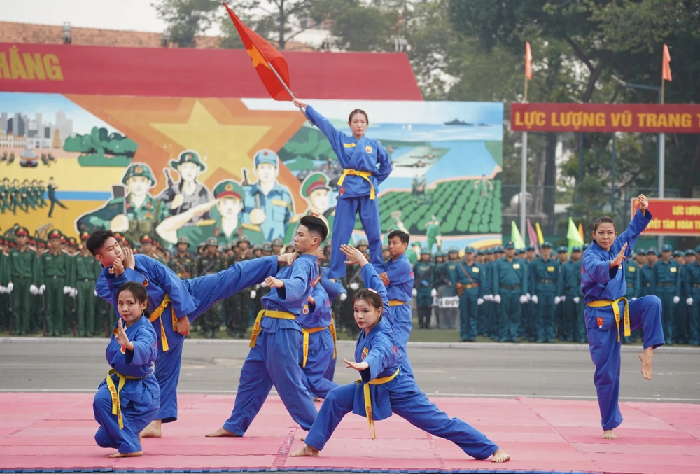 ra-quan-huan-luyen (7).JPG