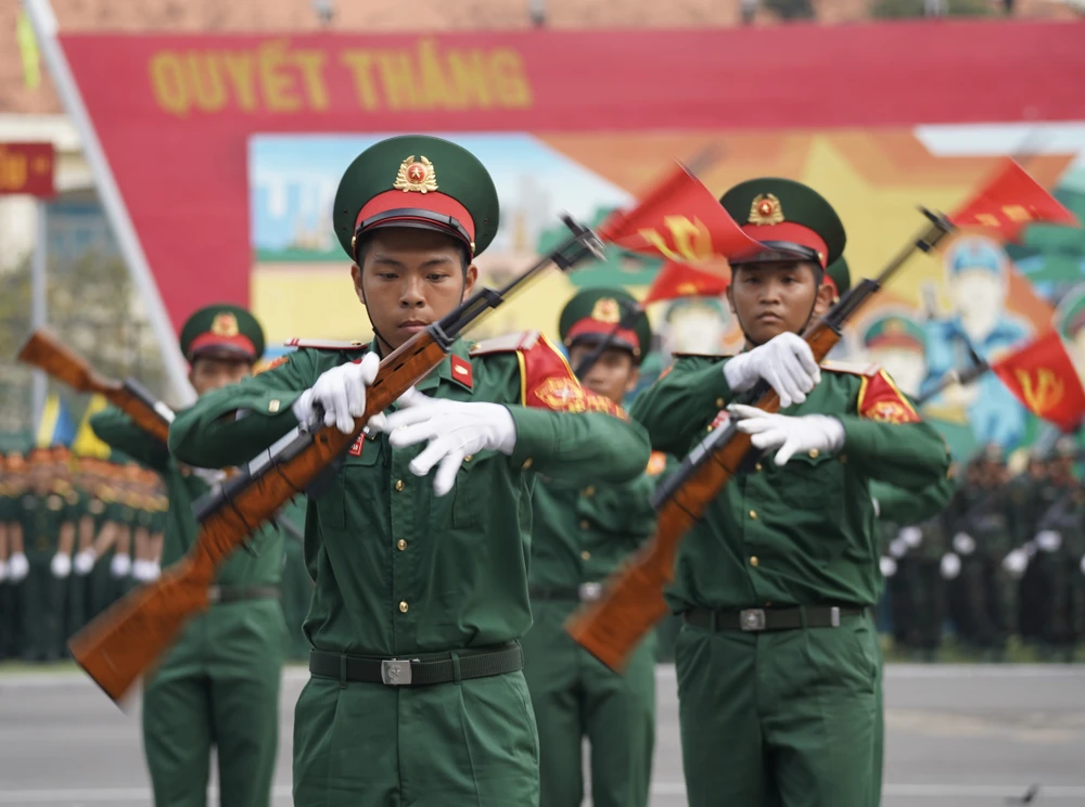 ra-quan-huan-luyen (8).JPG