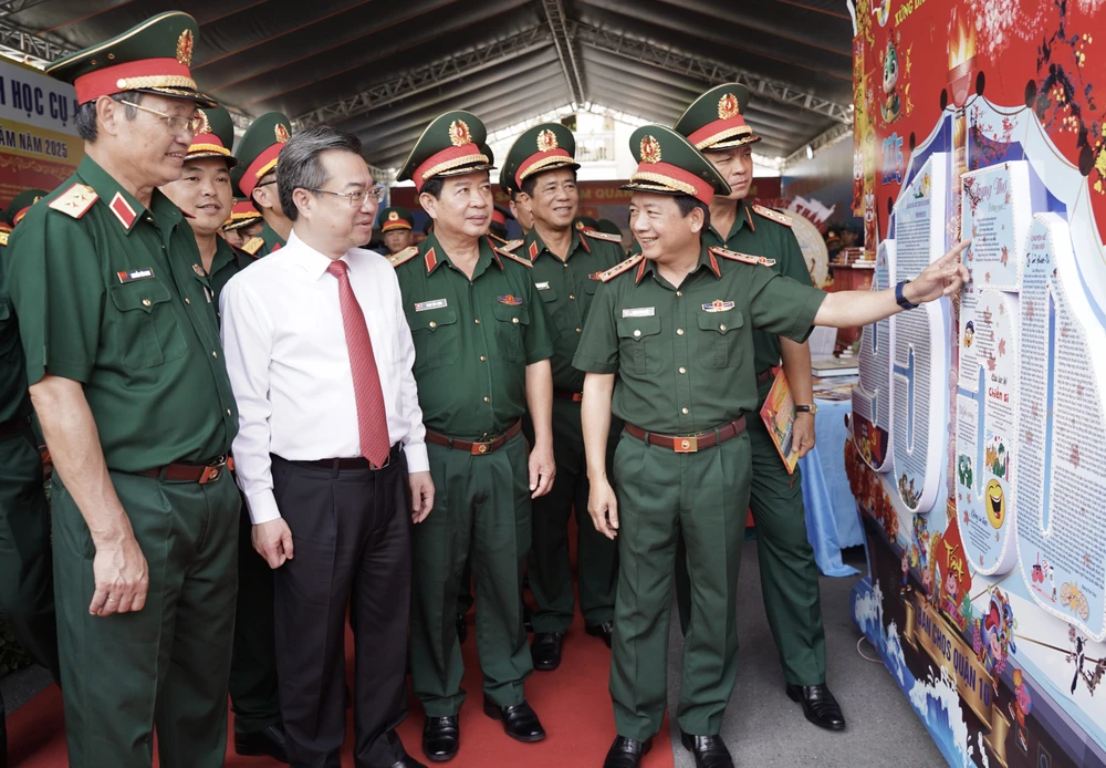 Bo-Quoc-Phong (21).JPG