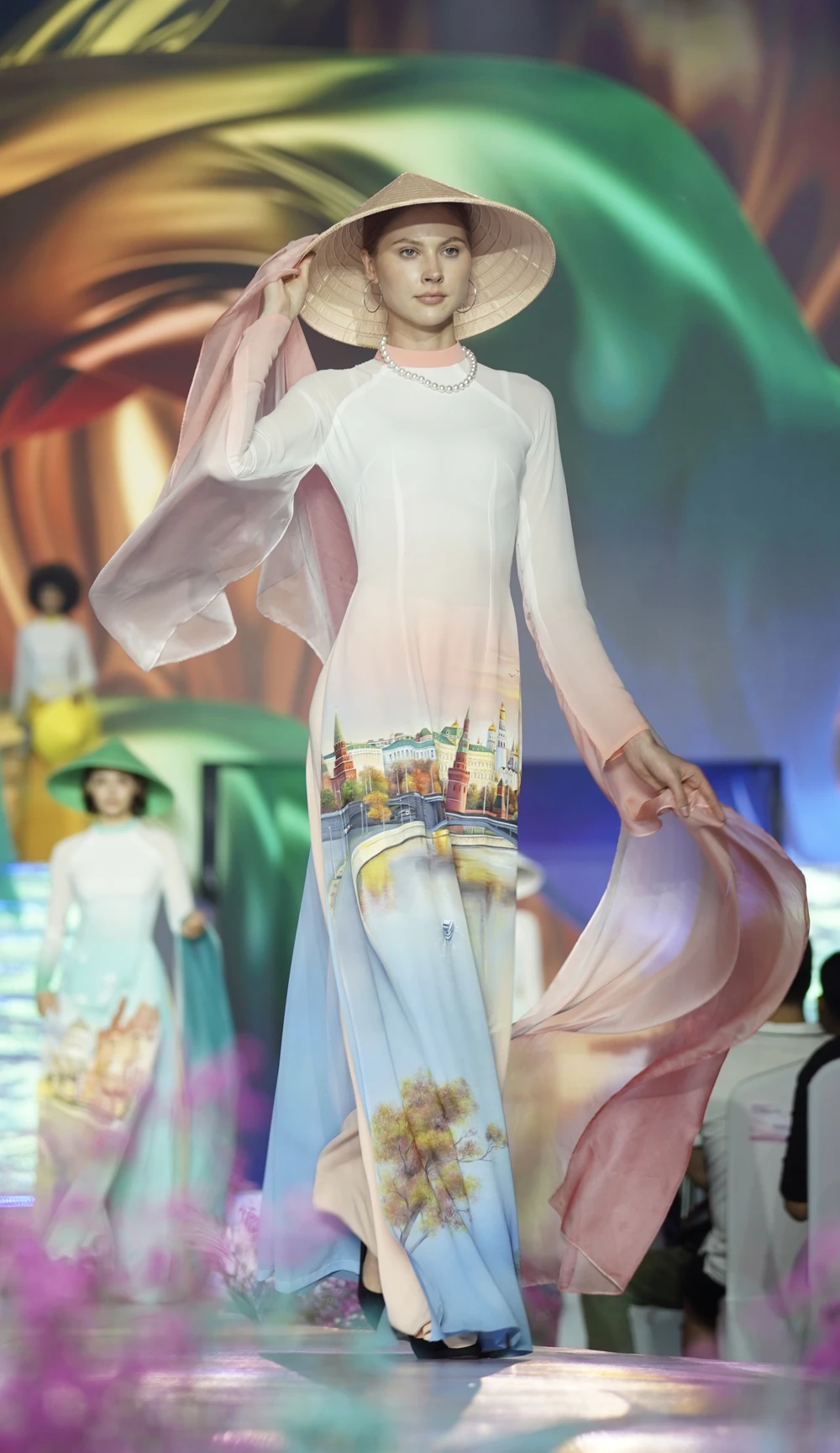 Le-hoi-ao-dai (3).JPG