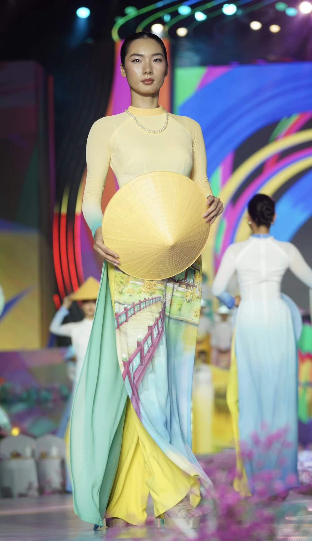 Le-hoi-ao-dai (7).JPG