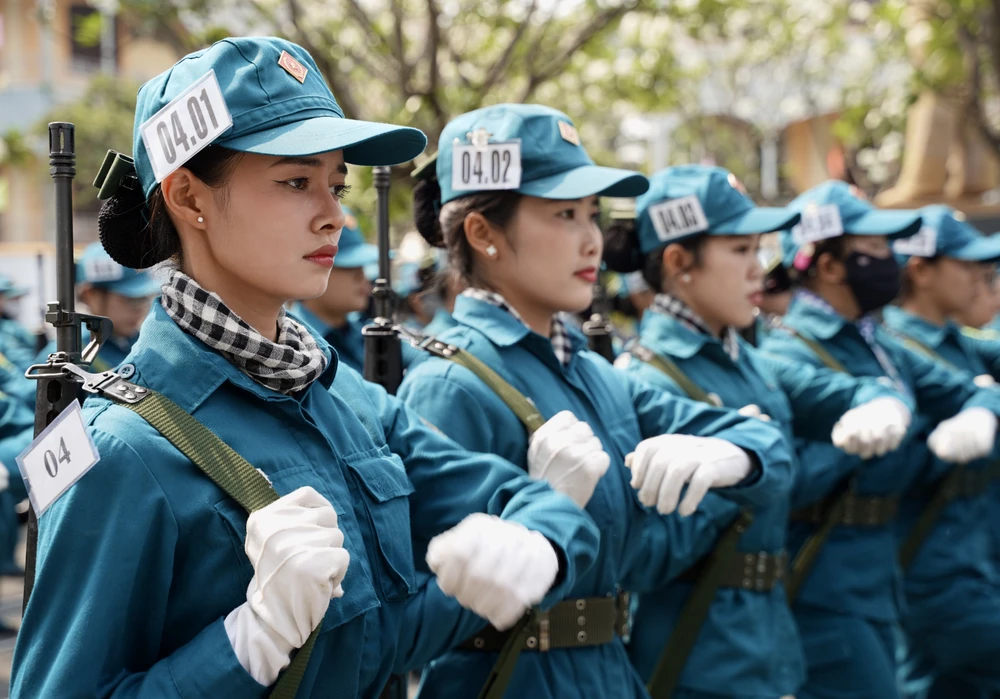 nu-du-kich-mien-Nam (12).JPG