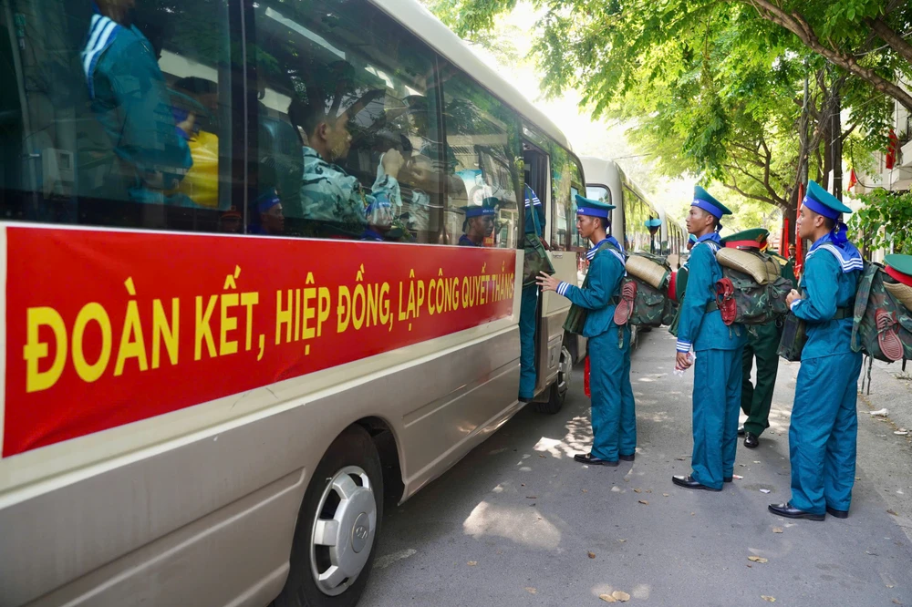 nam chiến sĩ (9).jpg