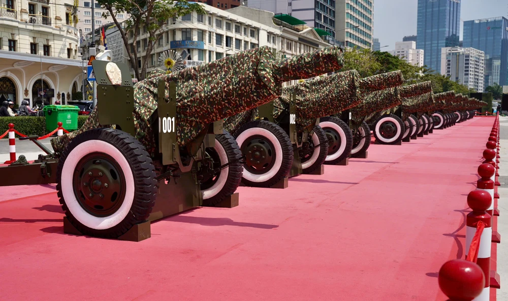 bến Bạch Đằng (4).jpg