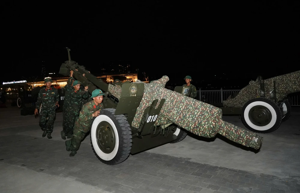 bến Bạch Đằng (8).jpg