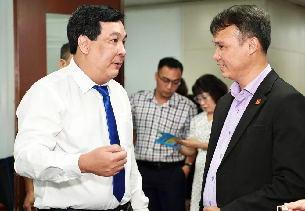 ngành yến sào.jpg