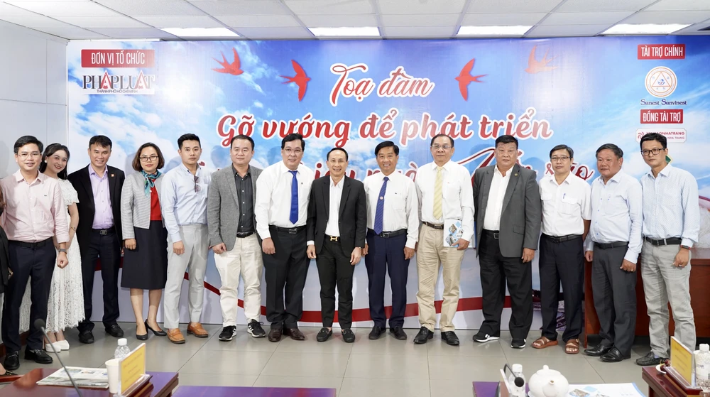 ngành yến sào (5).JPG