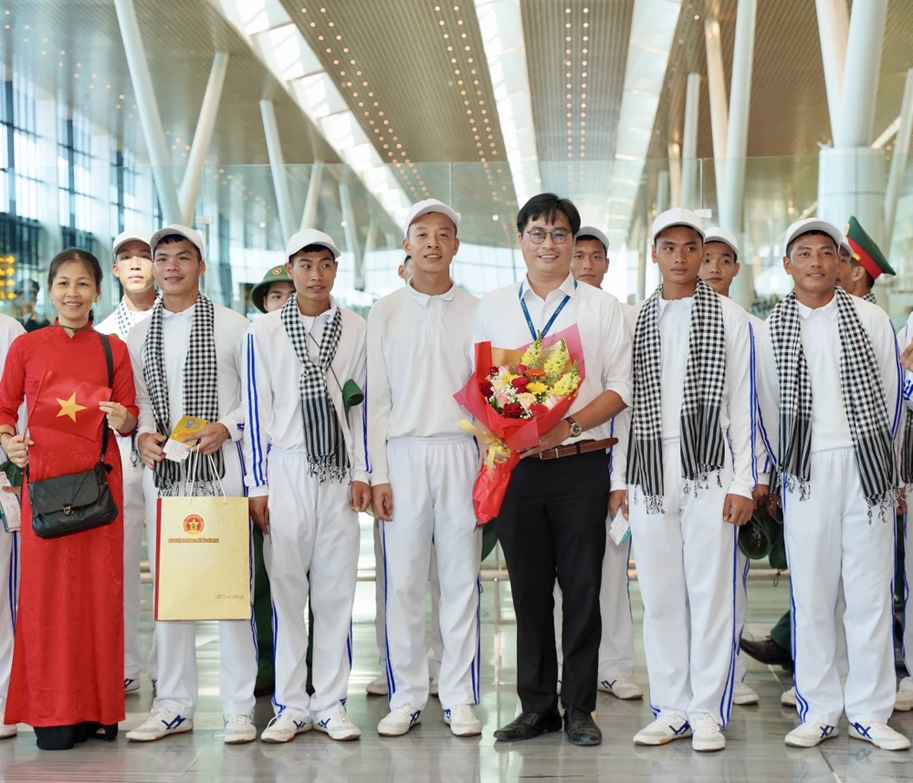 Chiến sĩ diễu binh (10).JPG