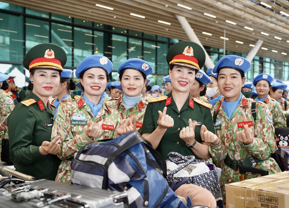 Chiến sĩ diễu binh (26).JPG