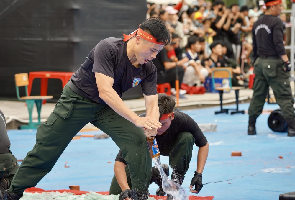 Bộ Tư lệnh Cảnh sát cơ động (19).JPG