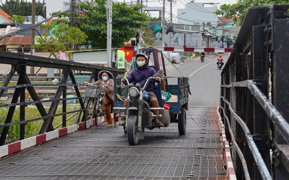 Cầu Rạch Tôm (13).jpg
