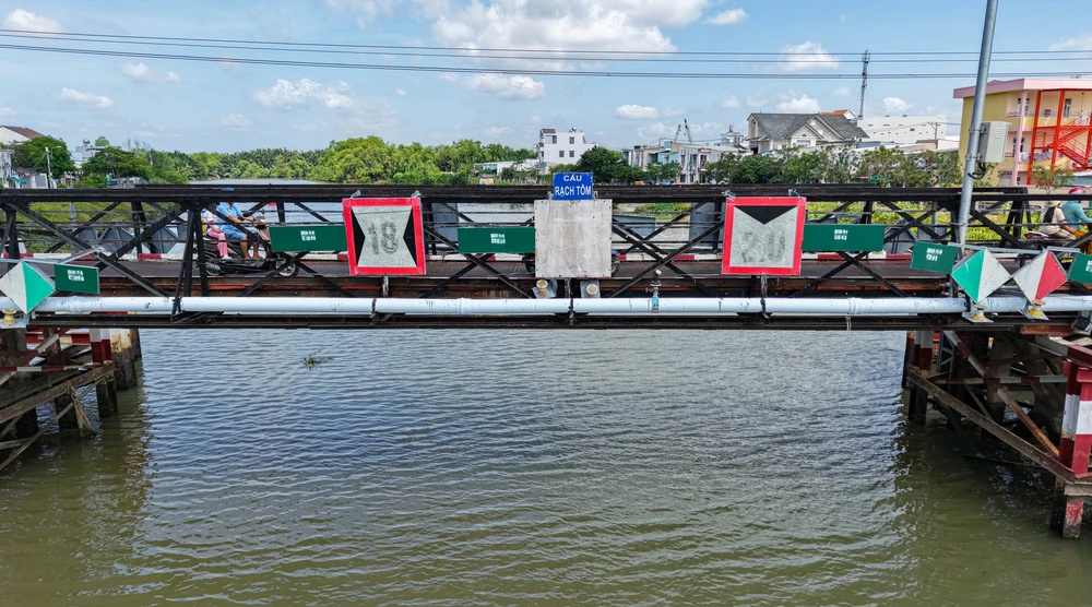 Cầu Rạch Tôm (14).jpg