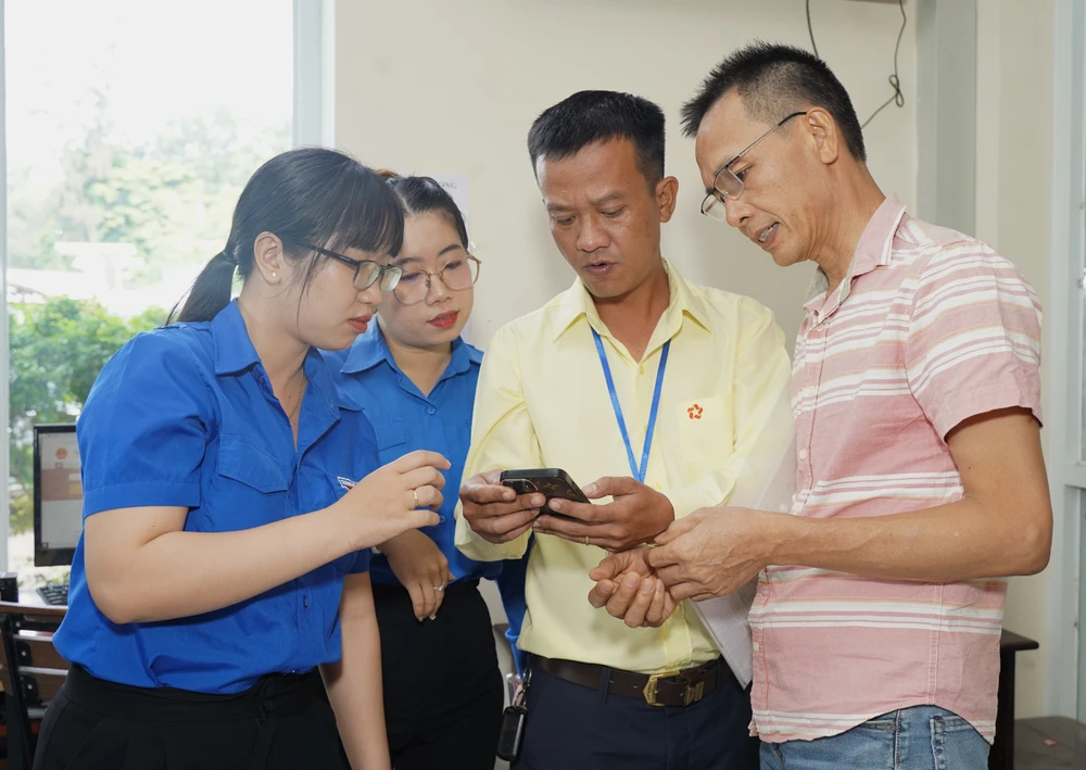 Trung tâm phục vụ hành chính công (19).JPG