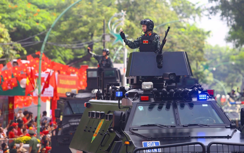 QUỐC KHÁNH 2-9 (3).jpg