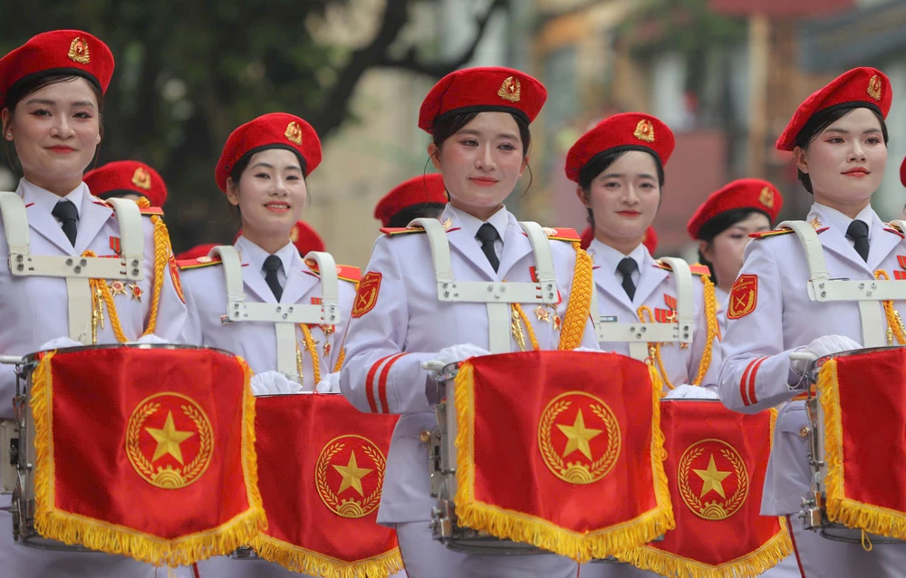 'bóng hồng thép' (22).jpg