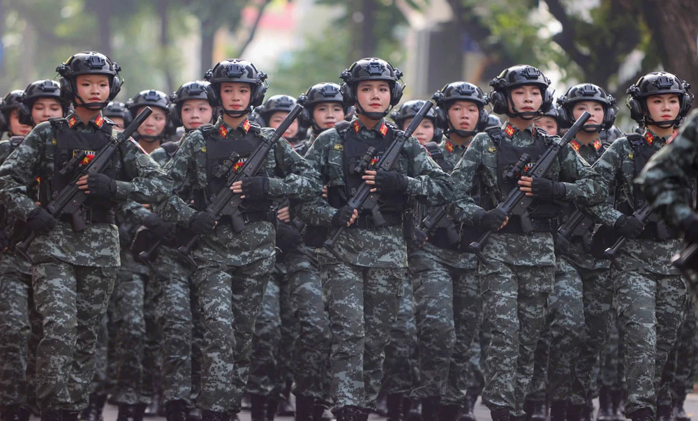 'bóng hồng thép' (28).jpg