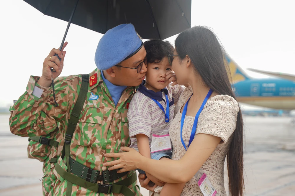 chiến sĩ mũ nồi xanh (4).jpg