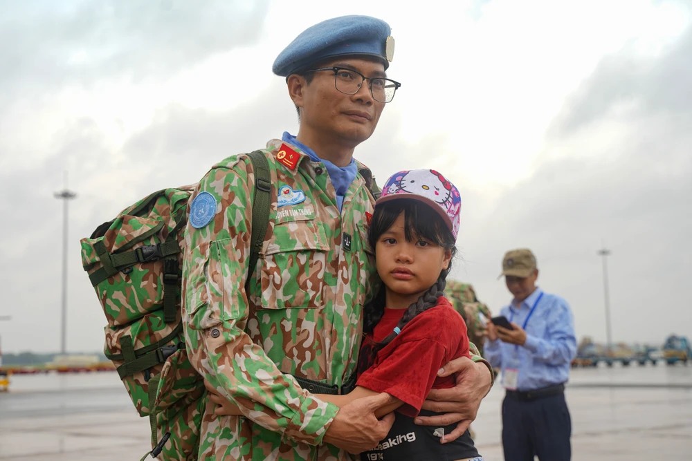 chiến sĩ mũ nồi xanh (5).jpg