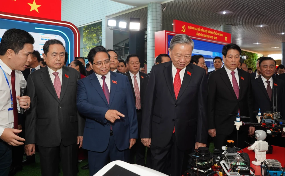 Đại hội Đảng bộ TP.HCM (12).jpg