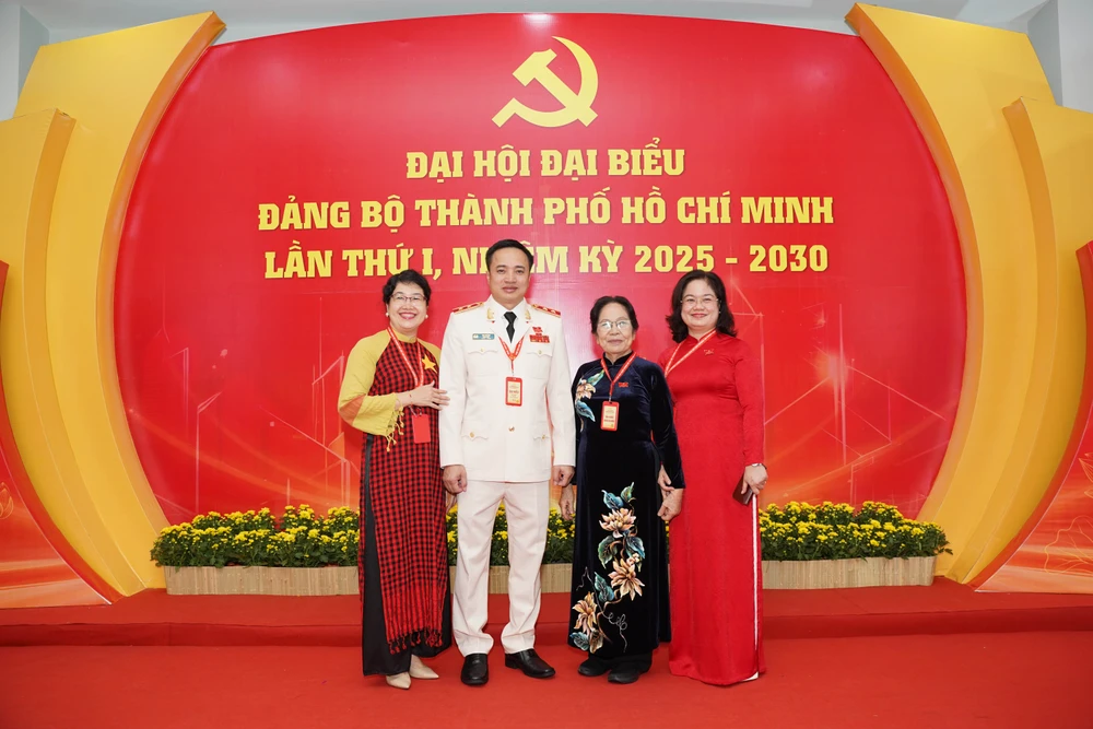 Đại hội Đảng bộ TP.HCM (5).jpg