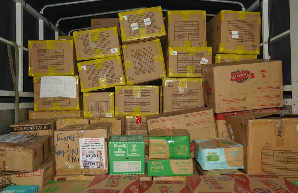 Hàng hóa cứu trợ (17).jpg