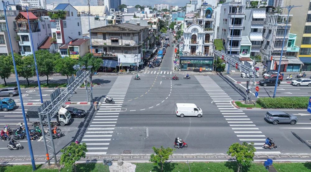 đường Nguyễn Khoái.jpg