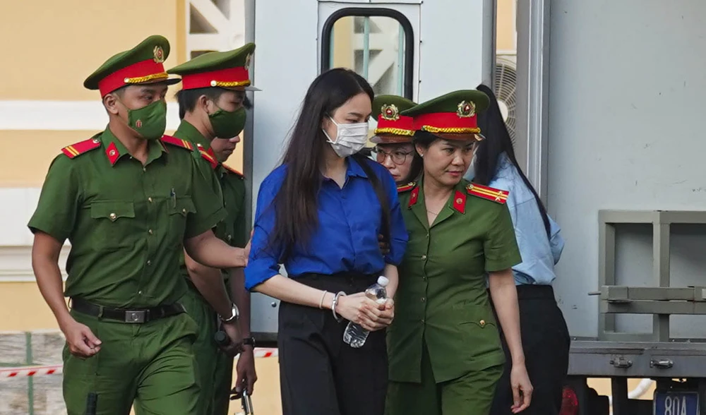 THÙY TIÊN (26).jpg