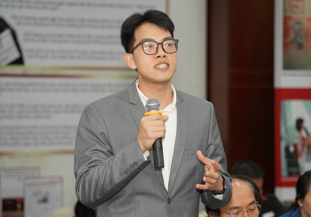 Tọa đàm - ĐT Luật ở Việt Nam hiện nay - Thuận Văn (15).jpg