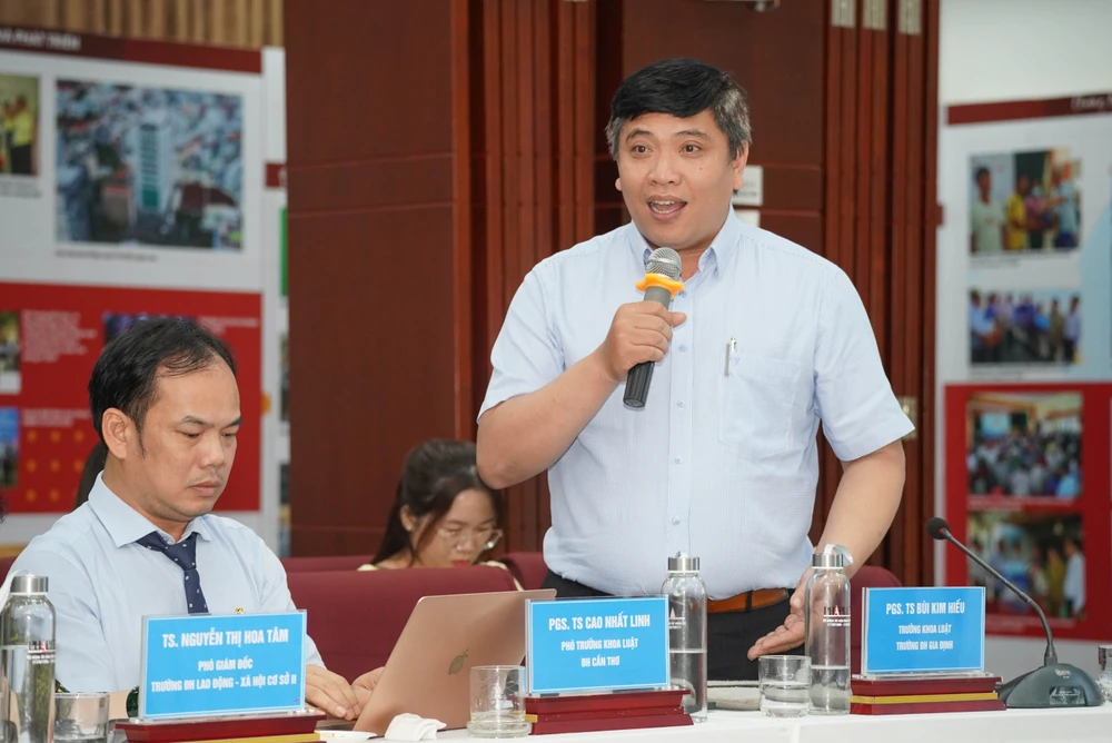 Tọa đàm - ĐT Luật ở Việt Nam hiện nay - Thuận Văn (30).jpg