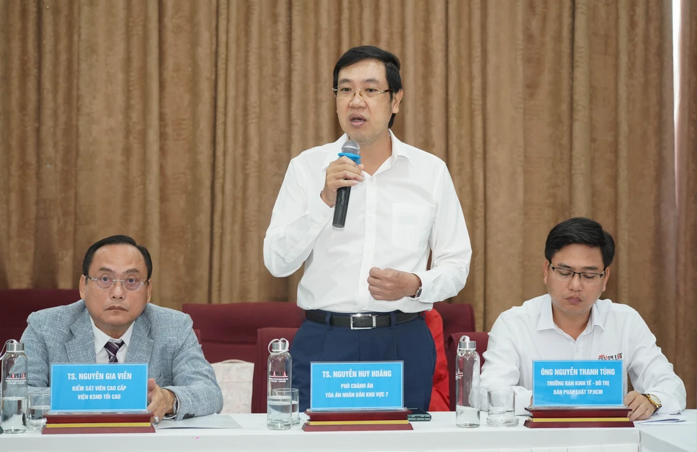 Tọa đàm - ĐT Luật ở Việt Nam hiện nay - Thuận Văn (37).jpg