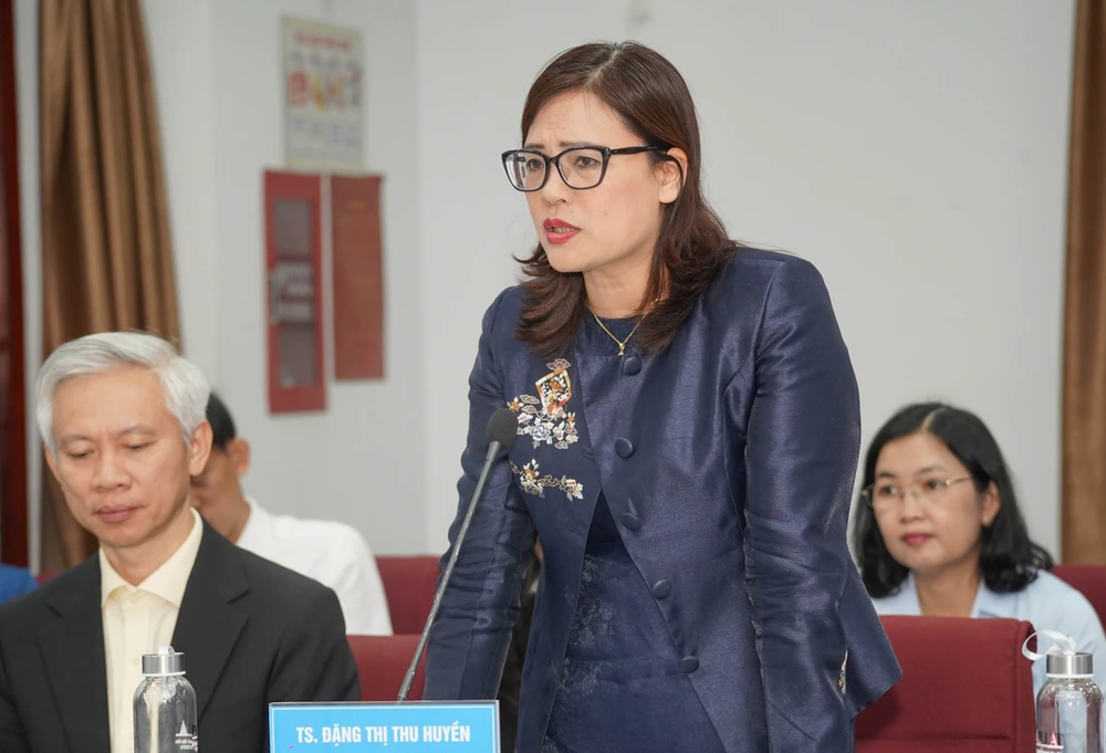 Tọa đàm - ĐT Luật ở Việt Nam hiện nay - Thuận Văn (48).jpg