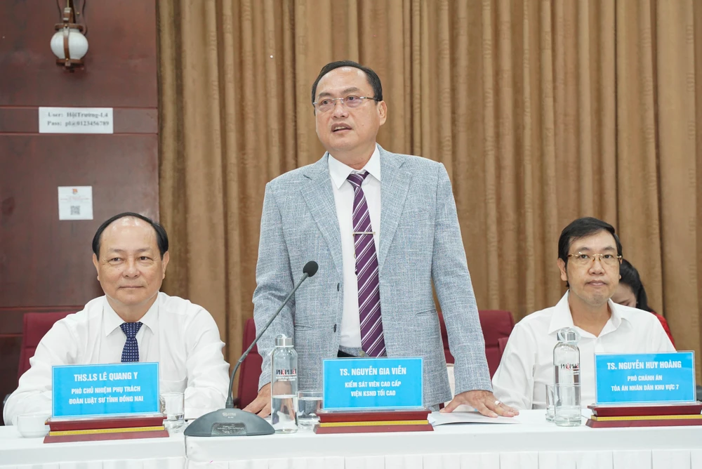 Tọa đàm - ĐT Luật ở Việt Nam hiện nay - Thuận Văn (62).jpg