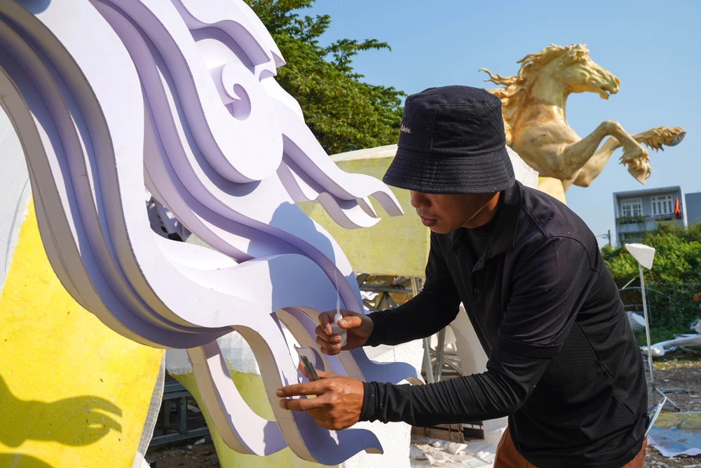 đường hoa Nguyễn Huệ (18).jpg