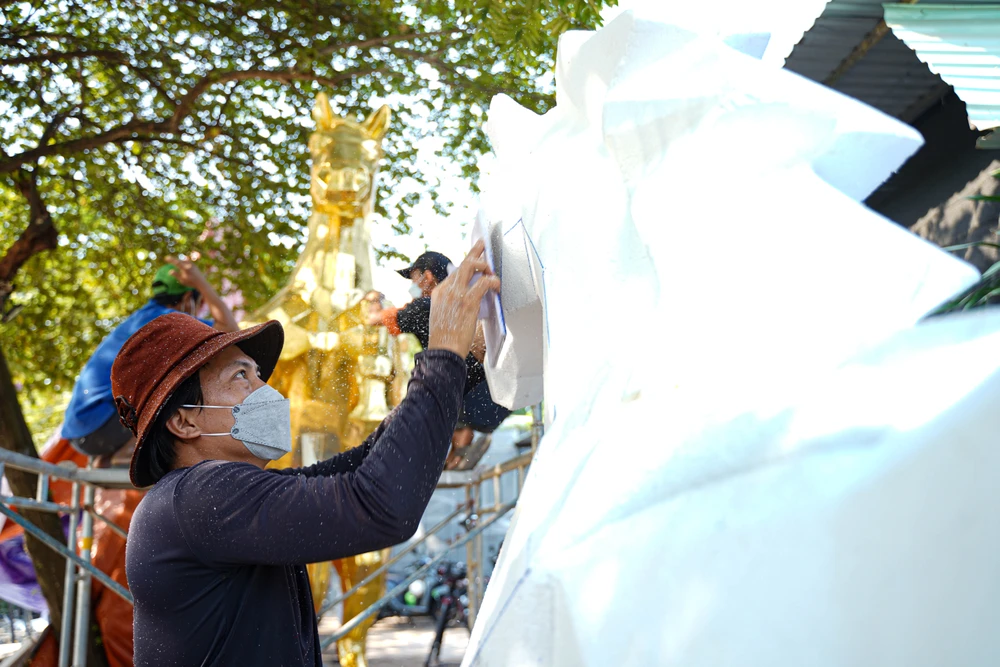 đường hoa Nguyễn Huệ (21).jpg