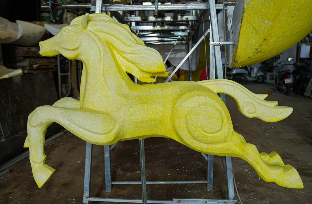 đường hoa Nguyễn Huệ (6).jpg