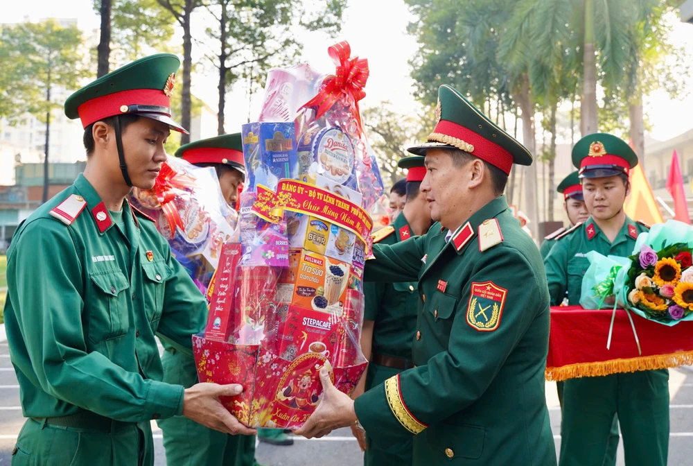 Bộ Tư lệnh TP.HCM 15.jpg