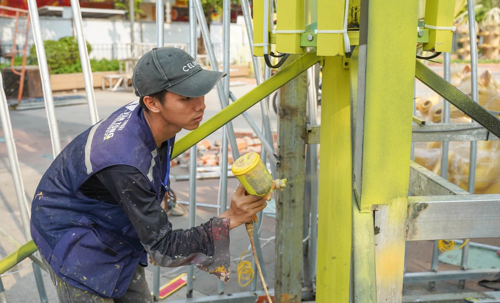 đường hoa Nguyễn Huệ (19).jpg