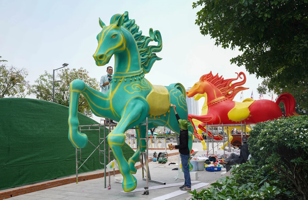 đường hoa Nguyễn Huệ (31).jpg