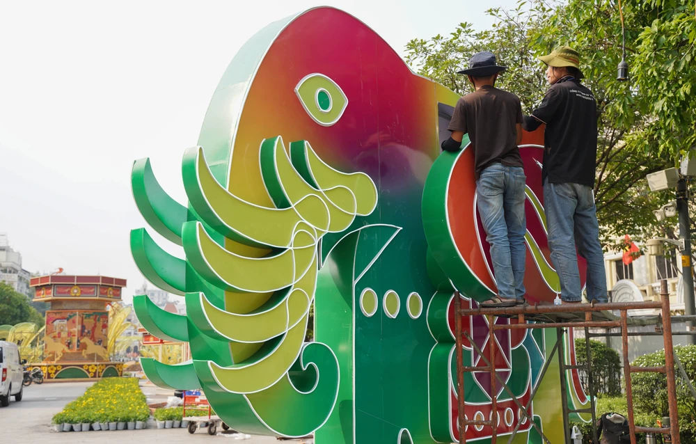 đường hoa Nguyễn Huệ (8).jpg